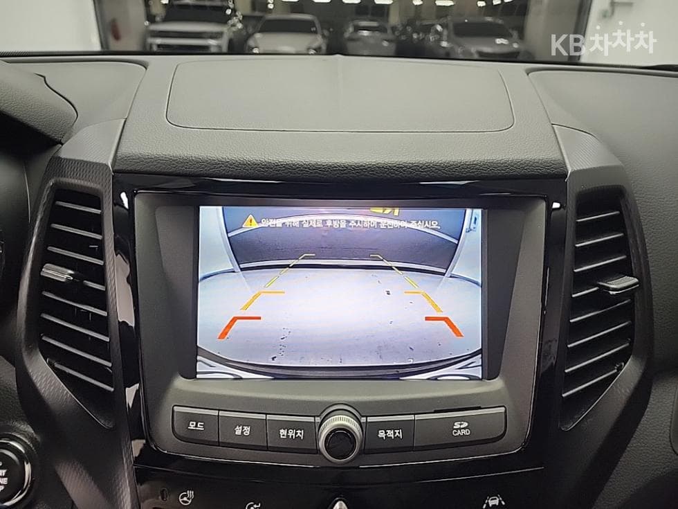 КейДжи Мобилити Тиволи Air2WD IX - 15