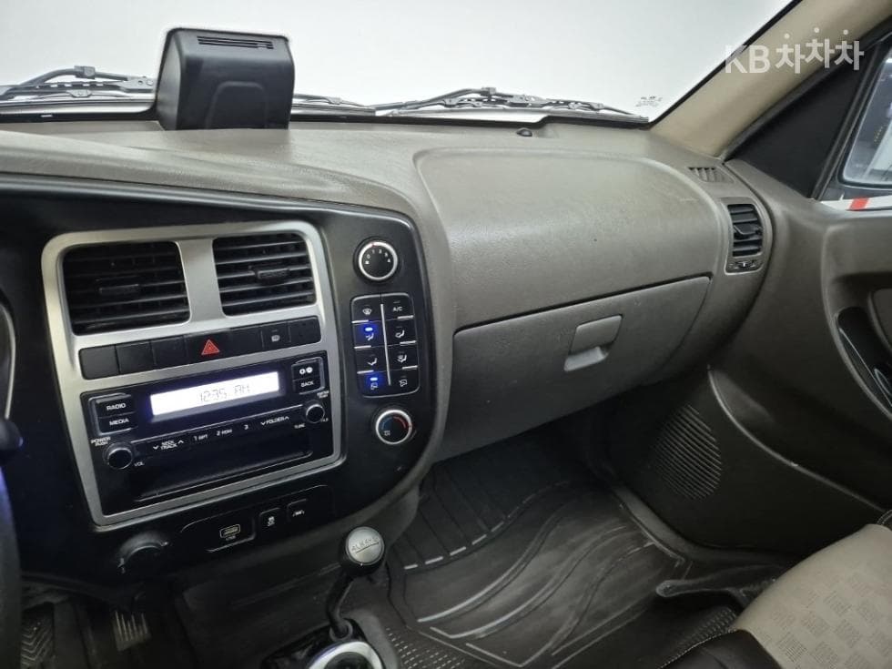 Хюндай Porter 24x4 장축 Двойна Кабина Style - 10