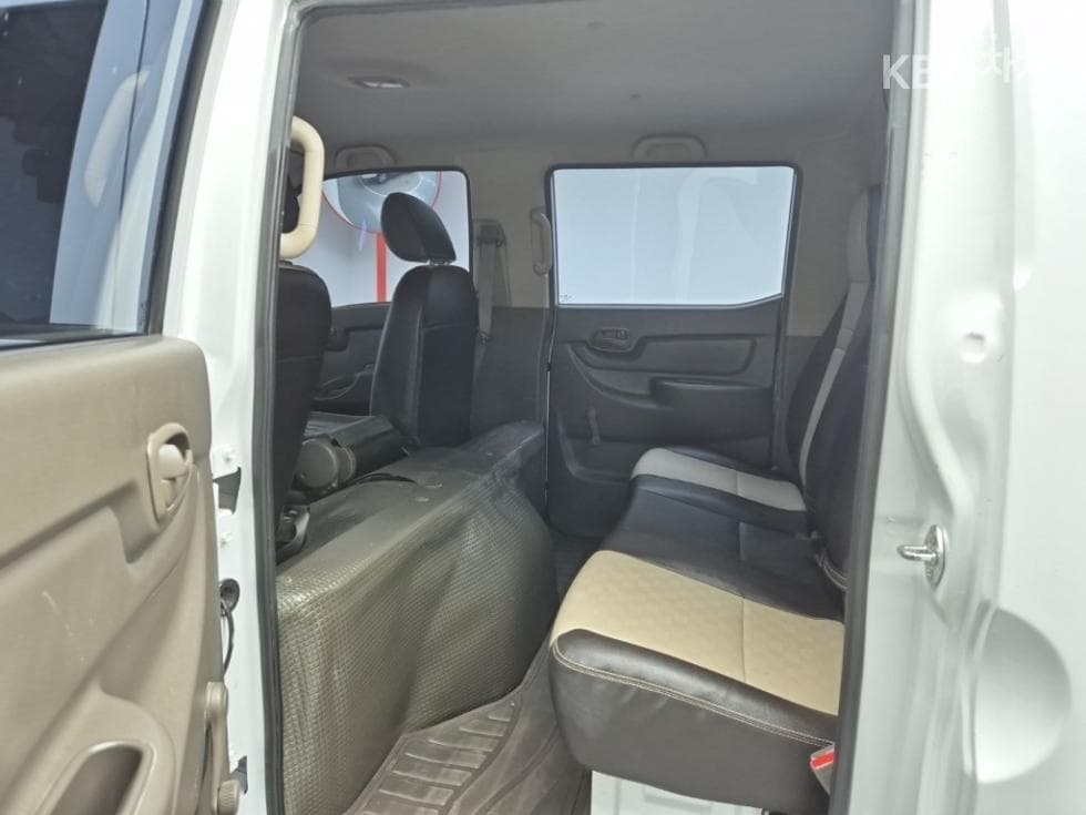 Хюндай Porter 24x4 장축 Двойна Кабина Style - 12