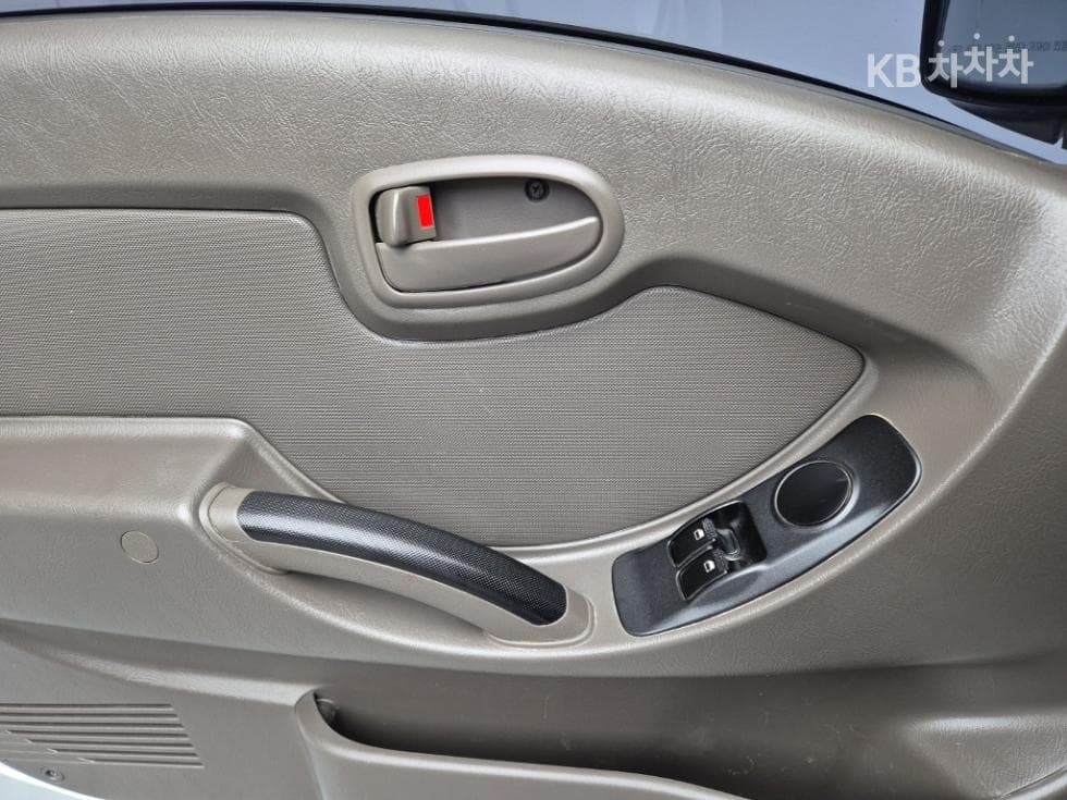 Хюндай Porter 24x4 장축 Двойна Кабина Style - 15