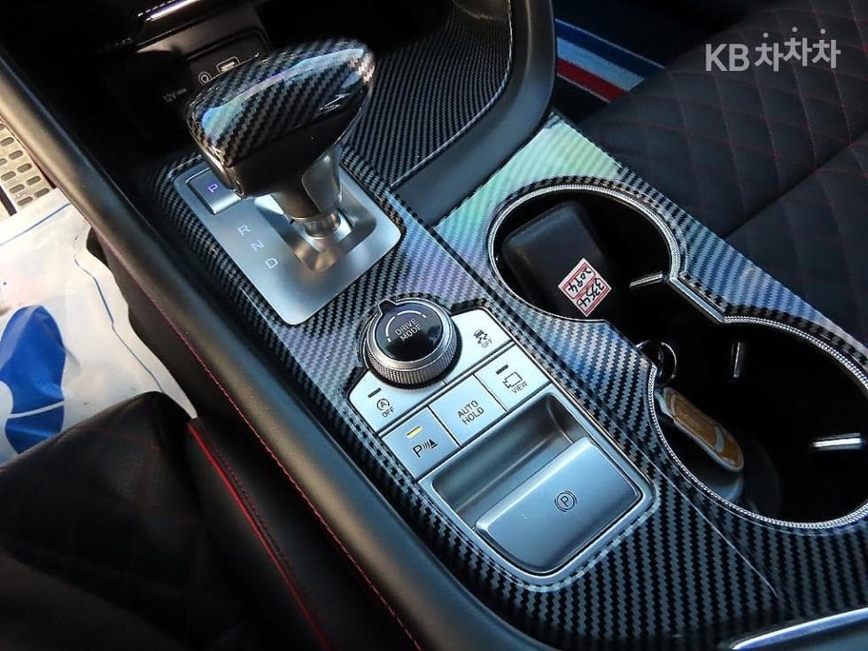 Genesis G70 SPORT3.3T SPORT AWD Supreme - 12