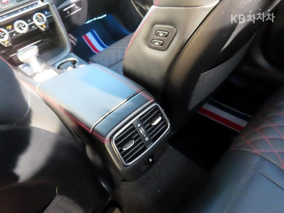 Genesis G70 SPORT3.3T SPORT AWD Supreme - 16