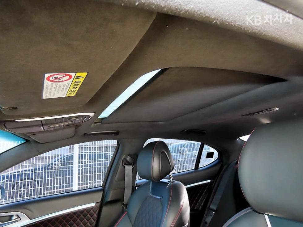 Genesis G70 SPORT3.3T SPORT AWD Supreme - 17