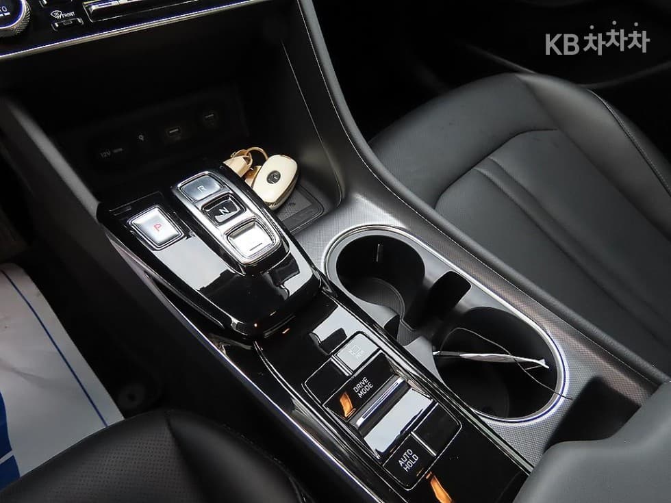 Хюндай Соната (DN8)2.0 Premium - 10