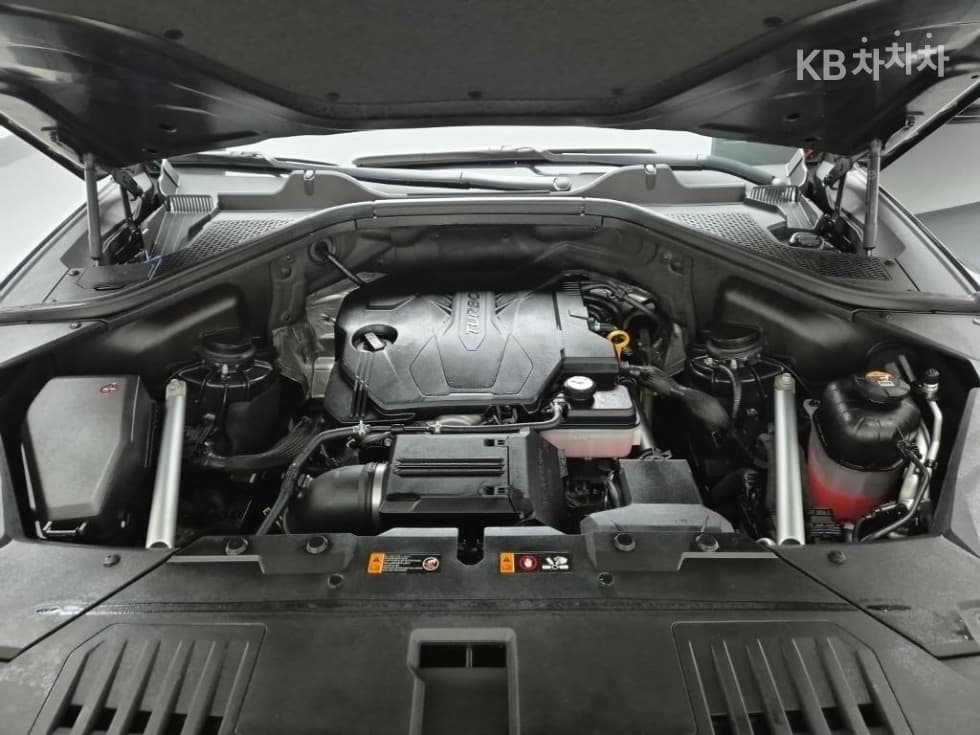 Genesis GV802.5 Turbo Gasoline AWD - 5