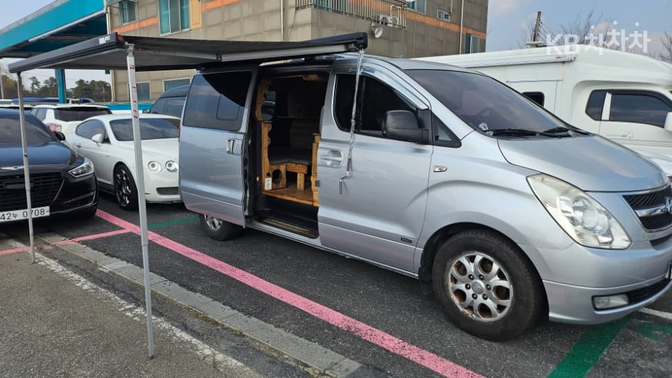 Hyundai Grand StarexCamper / Camping car - 22