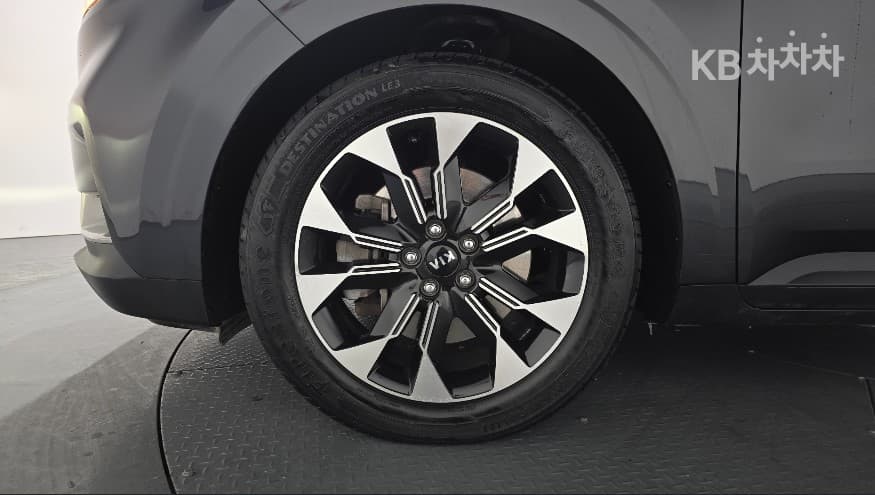 Киа Канивал 4-то поколениеD2.2 9-местен Престиж - 7