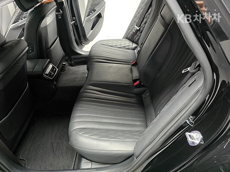 Kia K8 Hybrid1.6 Turbo Signature - 16