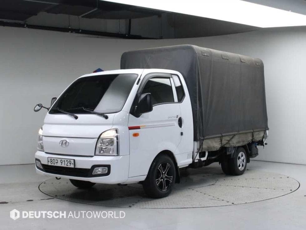 Hyundai Porter 2 Extra Long Super Cab CRDi Smart - Image 1