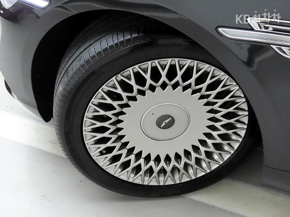 Genesis G903.3T GDi AWD Premium Luxury - 19