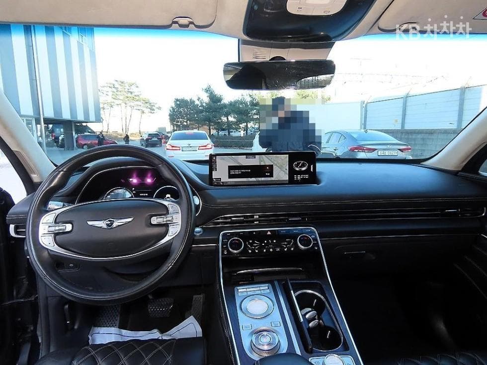 Genesis GV802.5 Turbo Gasoline AWD - 7