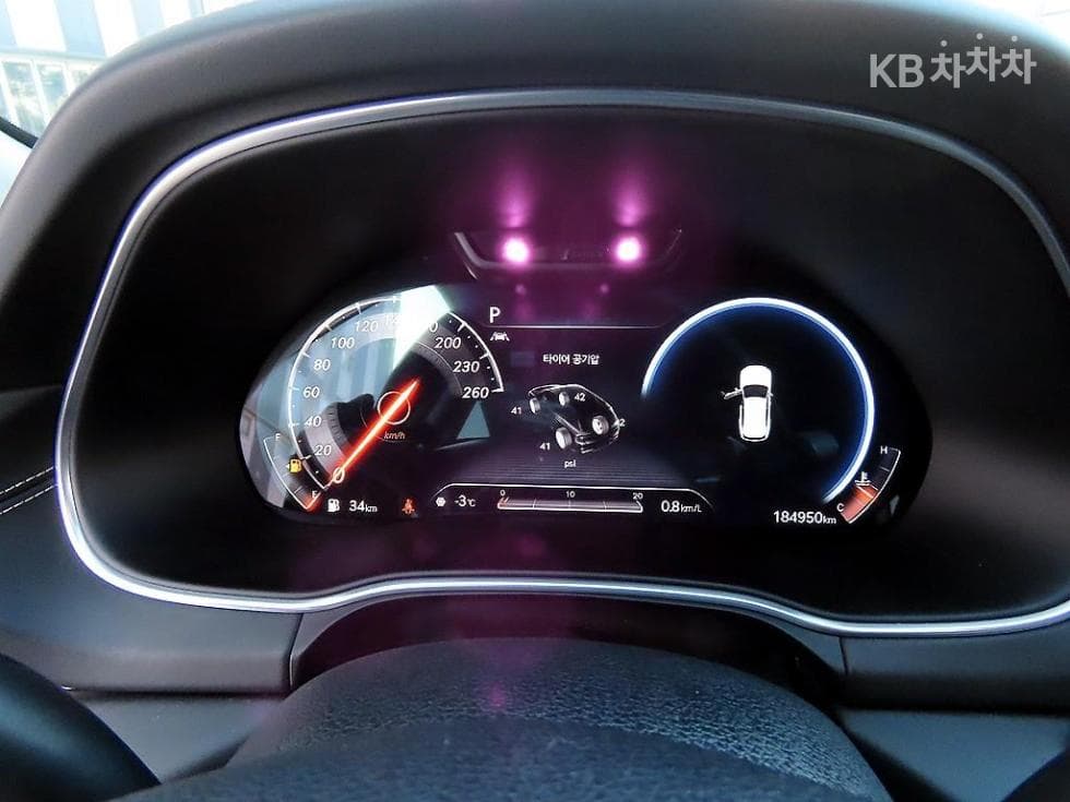 Genesis GV802.5 Turbo Gasoline AWD - 9