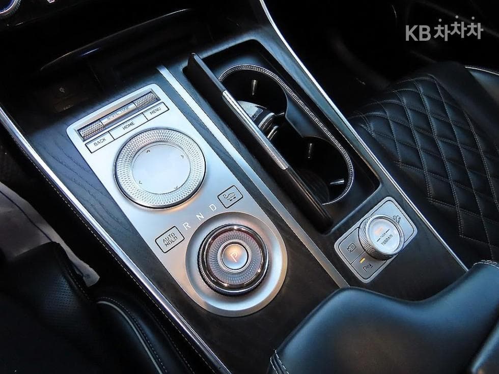 Genesis GV802.5 Turbo Gasoline AWD - 11