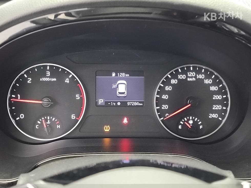 Kia Seltos1.6 Diesel 2WD Prestige - 6