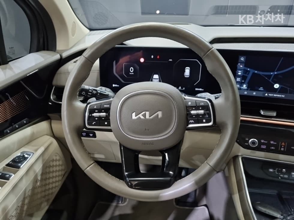 Киа The New (фейслифт) Канивал 4-то поколениеG3.5 GDI 9-местен Signature - 9