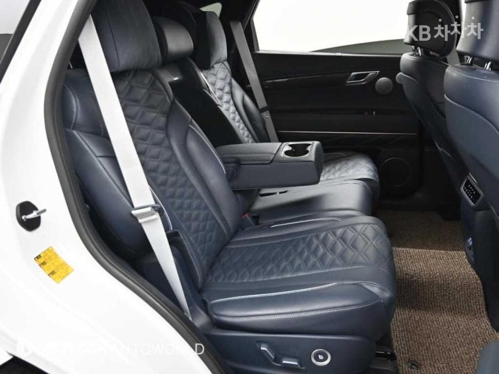 Дженезис GV80 COUPE2.5L бензин Турбо AWD Стандартен - 12