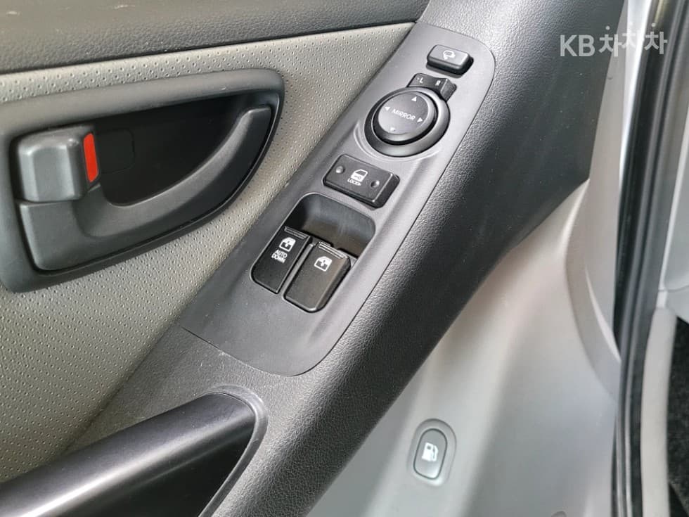 Хюндай The New (фейслифт) 그랜드 Star렉스Ван 5-местен Стил - 5