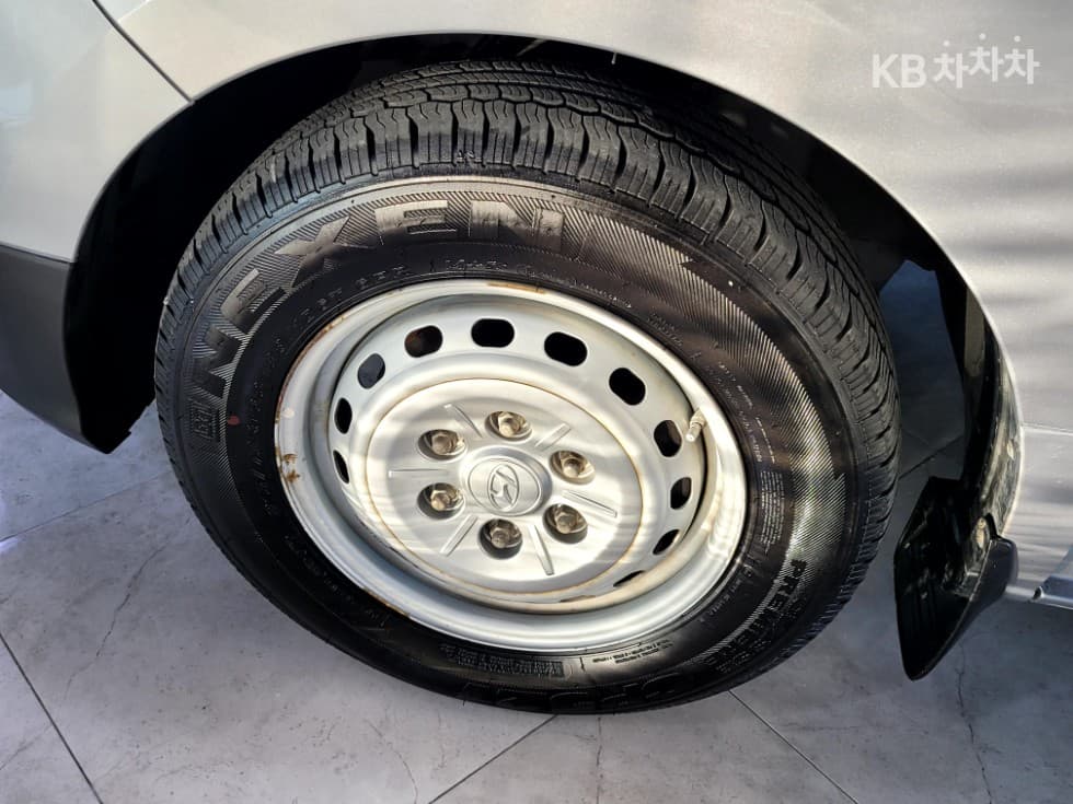 Хюндай The New (фейслифт) 그랜드 Star렉스Ван 5-местен Стил - 20