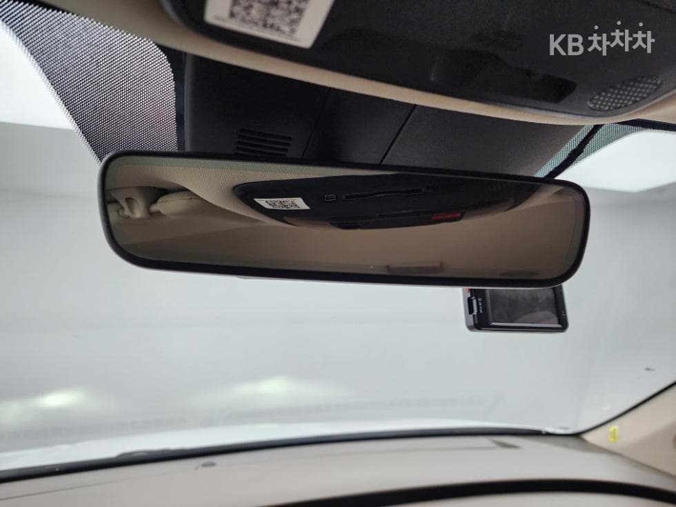 Kia Carnival 4th generationD2.2 9-seater Noblesse - 13