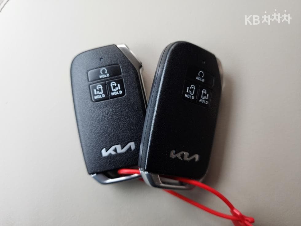 Kia Carnival 4th generationD2.2 9-seater Noblesse - 31