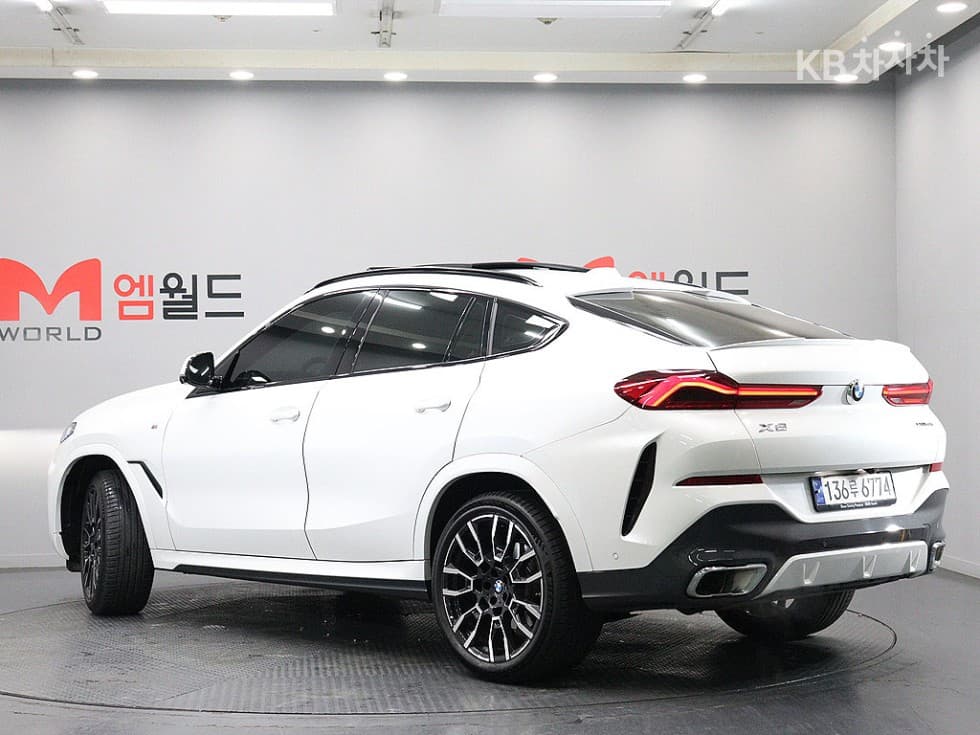 BMW X6(G06)xDrive 40i M Sport Package - 3