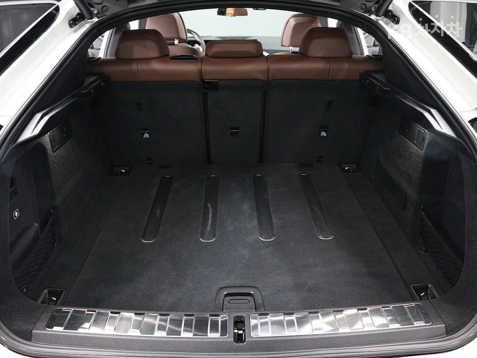 BMW X6(G06)xDrive 40i M Sport Package - 19