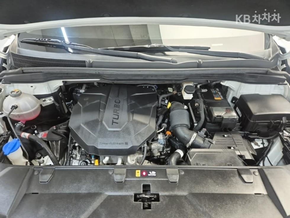 Kia Carnival 4th generationD2.2 9-seater Prestige - 6