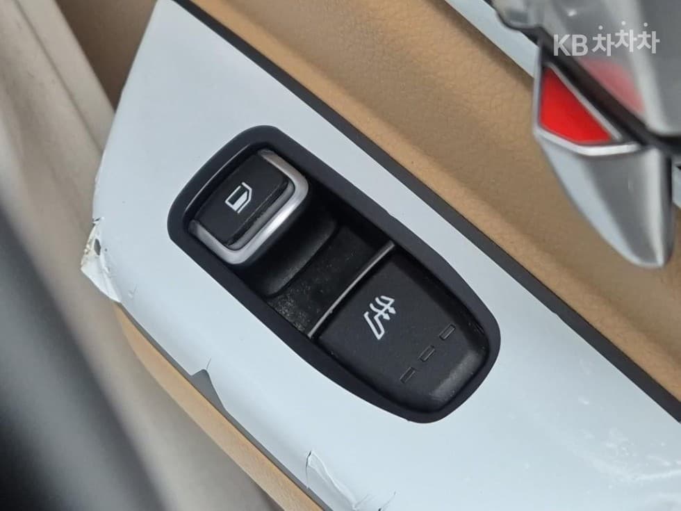 Kia Carnival 4th generationD2.2 9-seater Prestige - 18