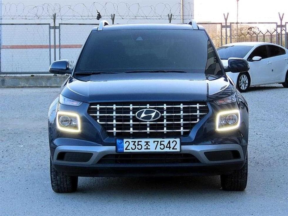 Hyundai VenueGasoline 1.6 Modern