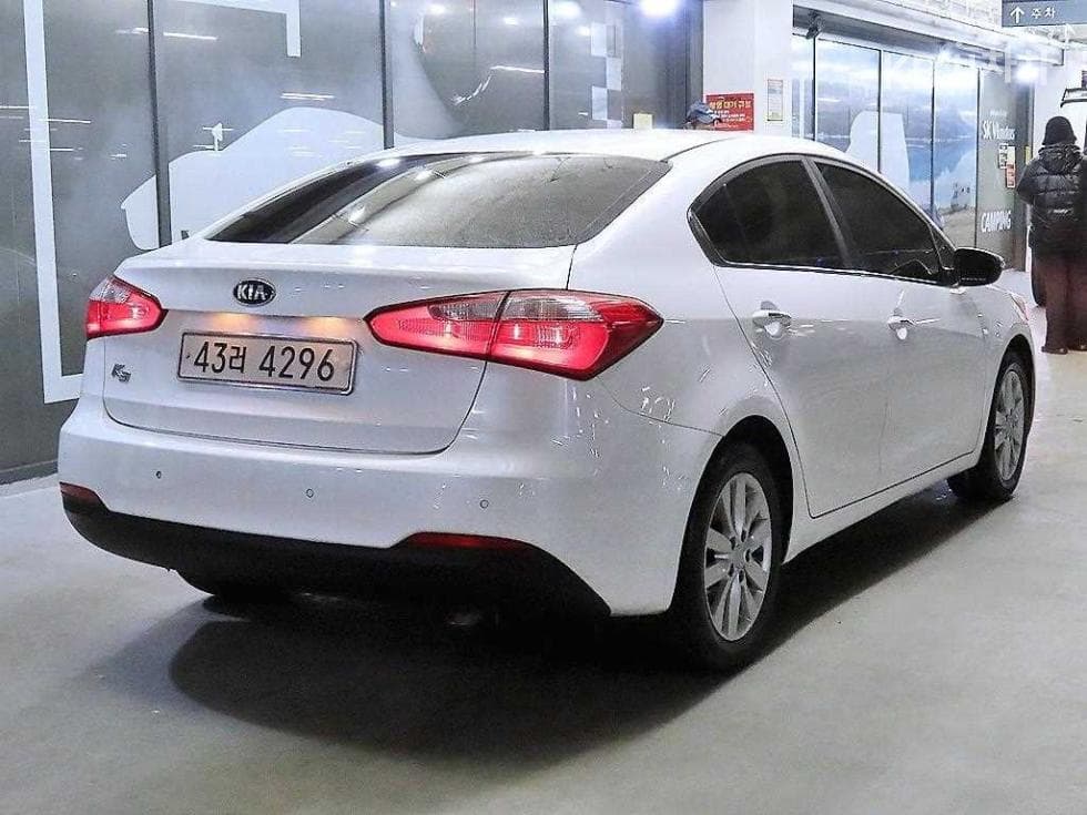 Kia K3Prestige - 4