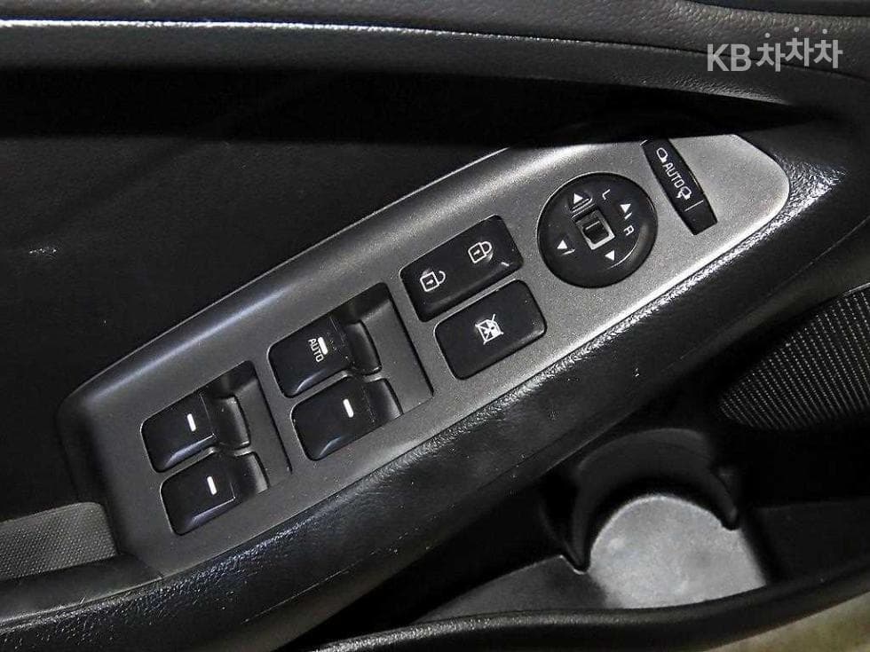 Kia K3Prestige - 15