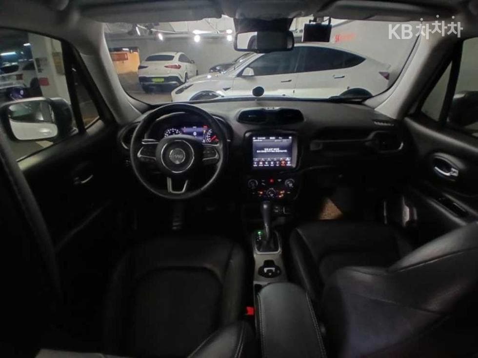 지프 레니게이드2.4 Limited FWD - 6