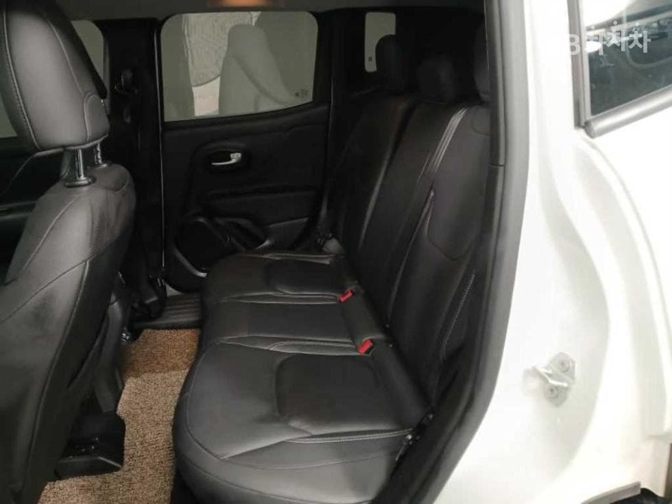 지프 레니게이드2.4 Limited FWD - 7