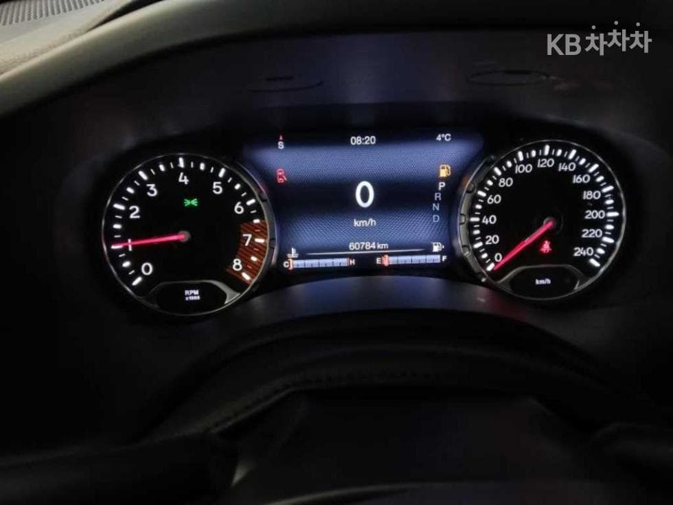 지프 레니게이드2.4 Limited FWD - 9