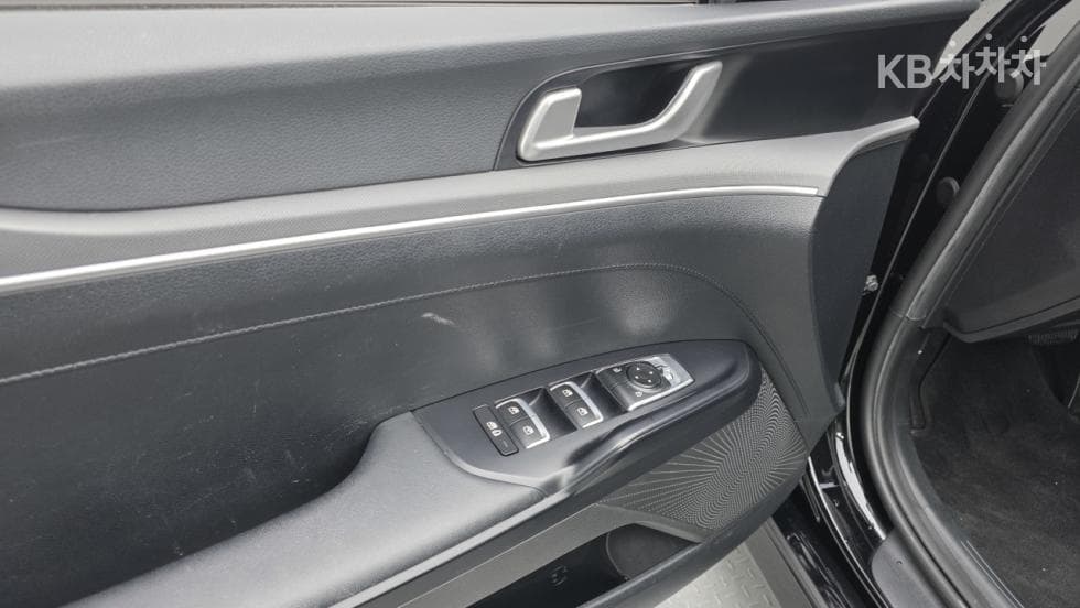 Kia K5 3rd Gen2.0 Gasoline Prestige - 14