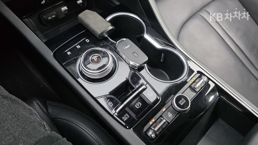 Kia K5 3rd Gen2.0 Gasoline Prestige - 19