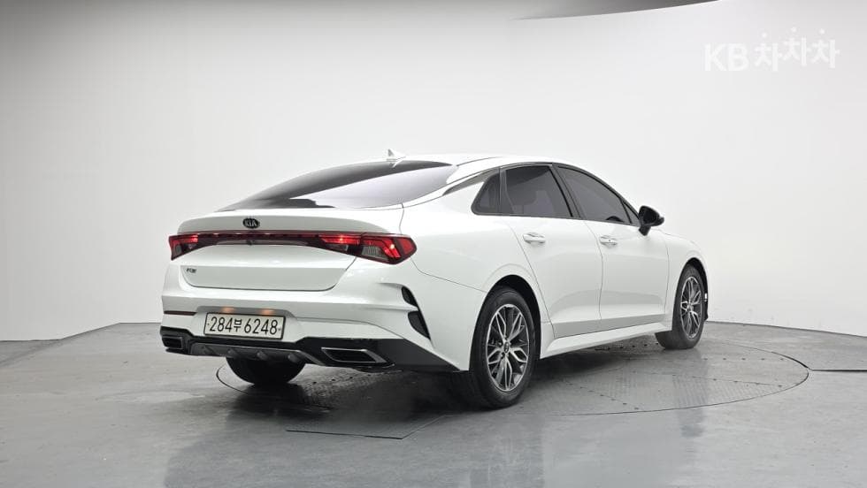 Kia K5 3rd Gen2.0 Gasoline Prestige - 2