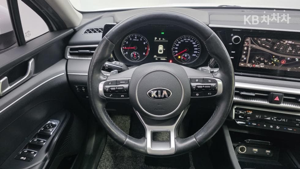 Kia K5 3rd Gen2.0 Gasoline Prestige - 11