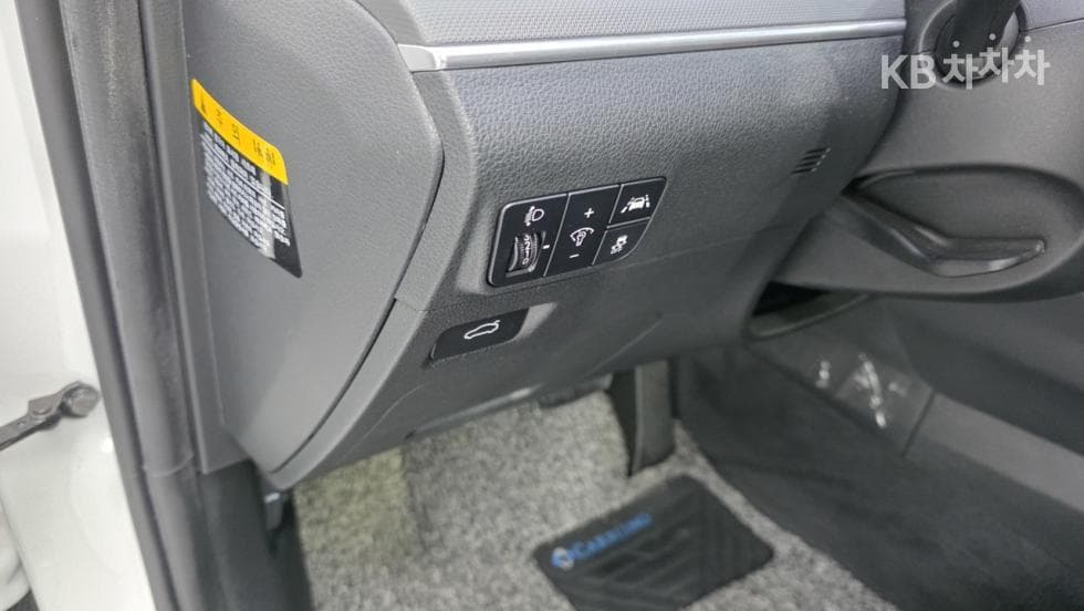 Kia K5 3rd Gen2.0 Gasoline Prestige - 14