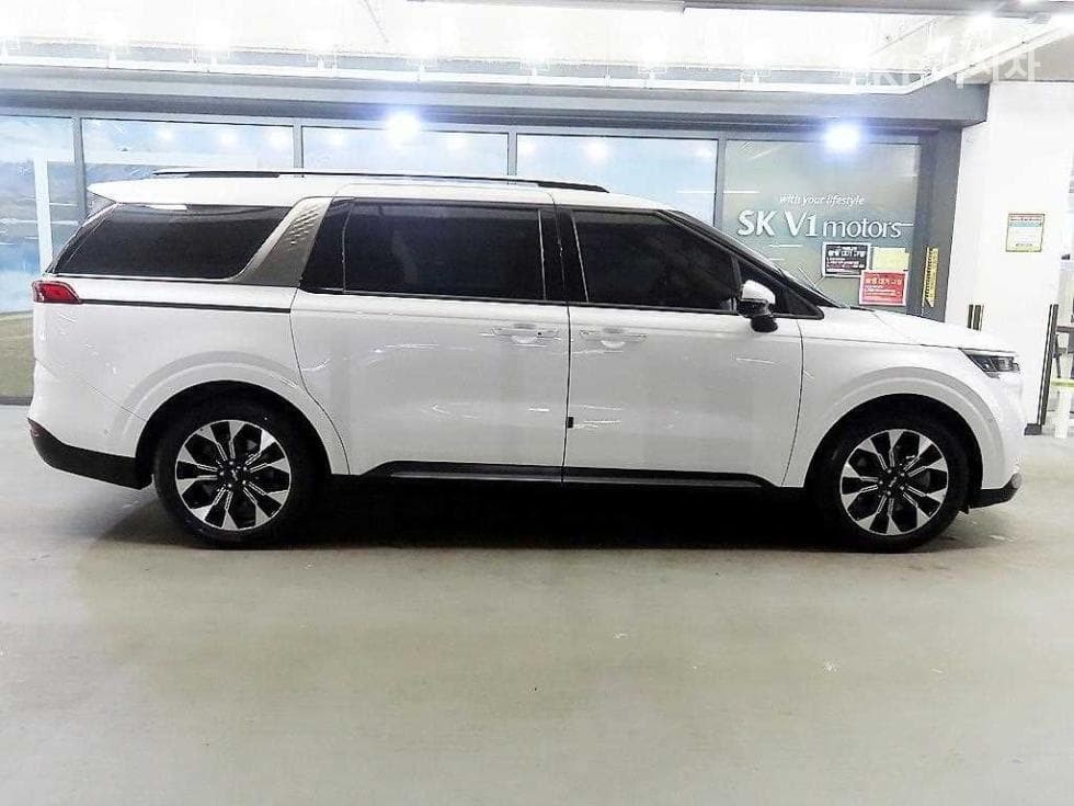 Kia Carnival 4th generationG3.5 GDI 7-seater (Limousine) Signature - 3