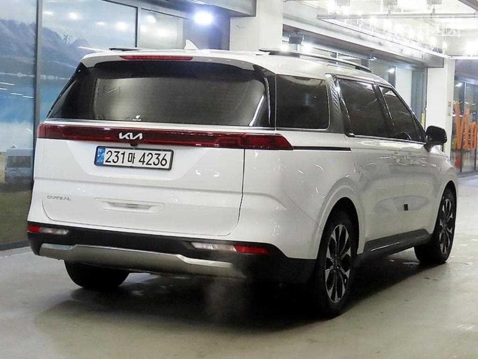 Kia Carnival 4th generationG3.5 GDI 7-seater (Limousine) Signature - 4