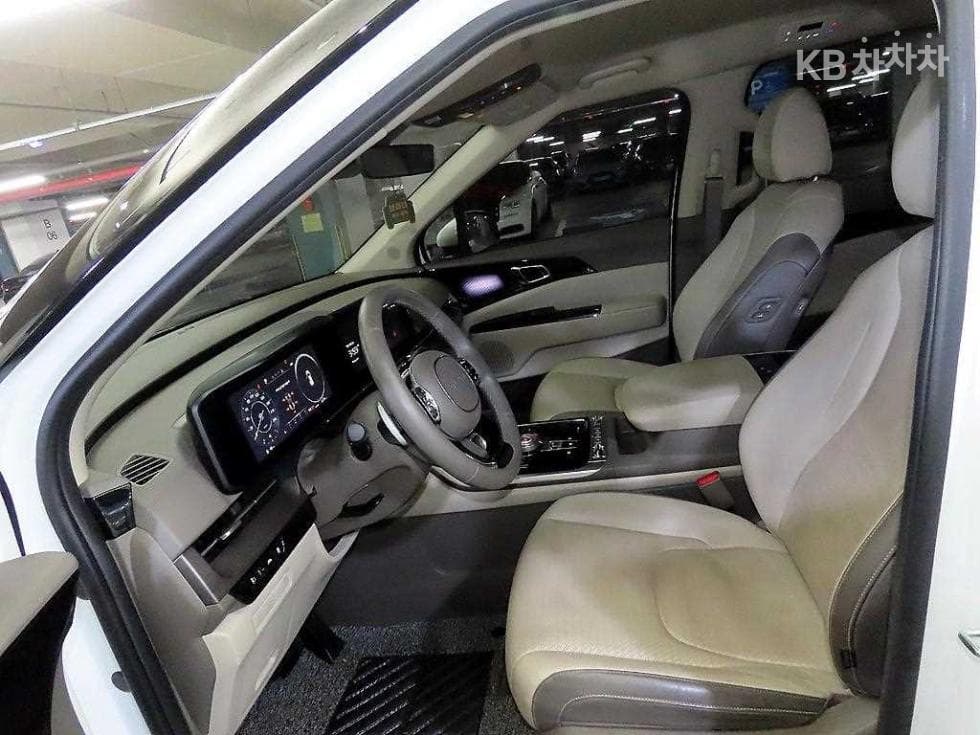 Kia Carnival 4th generationG3.5 GDI 7-seater (Limousine) Signature - 6