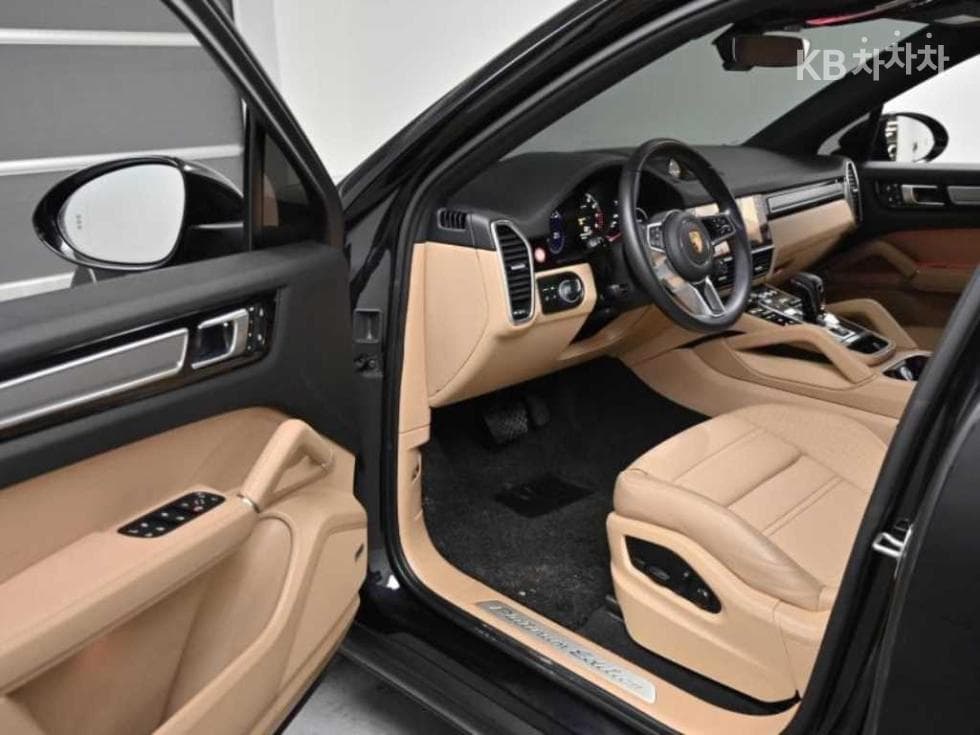 Porsche Cayenne(9Y0)3.0 E-Hybrid Coupe Platinum Edition - 10