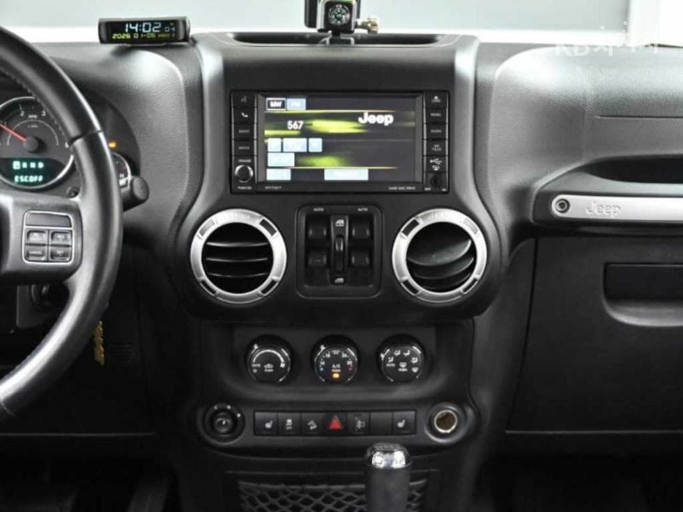 지프 랭글러2.8 사하라 4도어 언Limited JK - 14