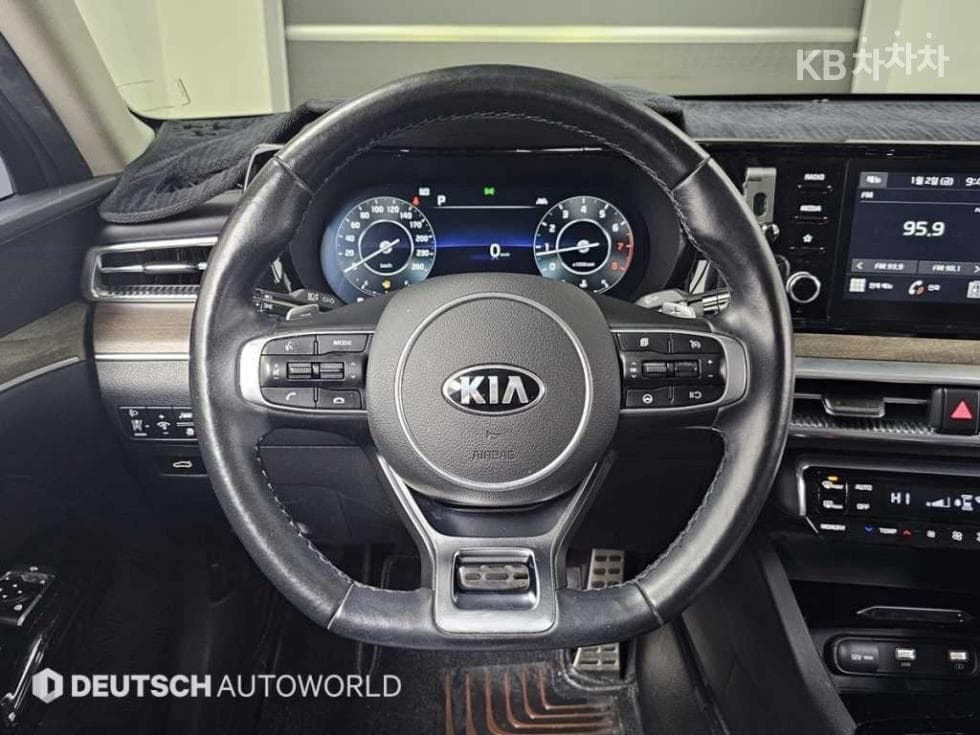 Kia K5 3rd Gen1.6 Gasoline Turbo Noblesse - 13