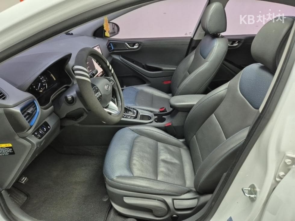Hyundai IONIQ (Original Model)N - 8