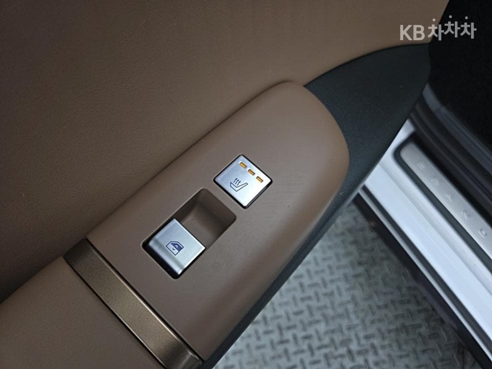 Hyundai The All New Grandeur (Azera) Hybrid1.6 Turbo Gasoline Calligraphy - 25