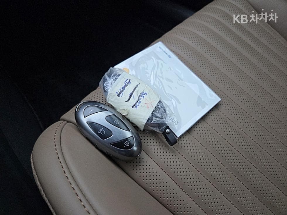 Hyundai The All New Grandeur (Azera) Hybrid1.6 Turbo Gasoline Calligraphy - 26