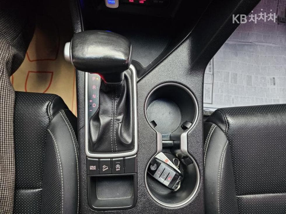 Киа Sportage 4-то поколениеДизел 2.0 2WD Престиж - 9