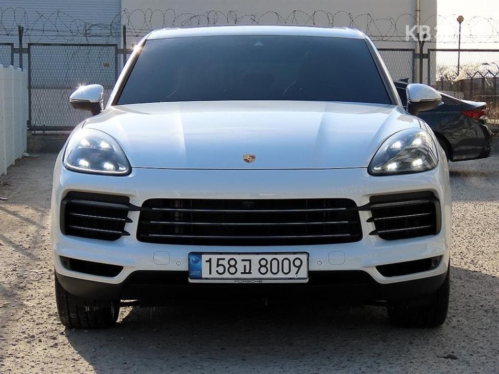 Porsche Cayenne(9Y0) 3.0 Standard - Image 1